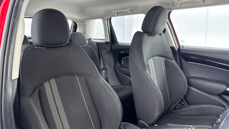 MINI Hatchback 2.0 Cooper S Classic 5dr Petrol Hatchback